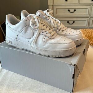Nike Air Force 1
